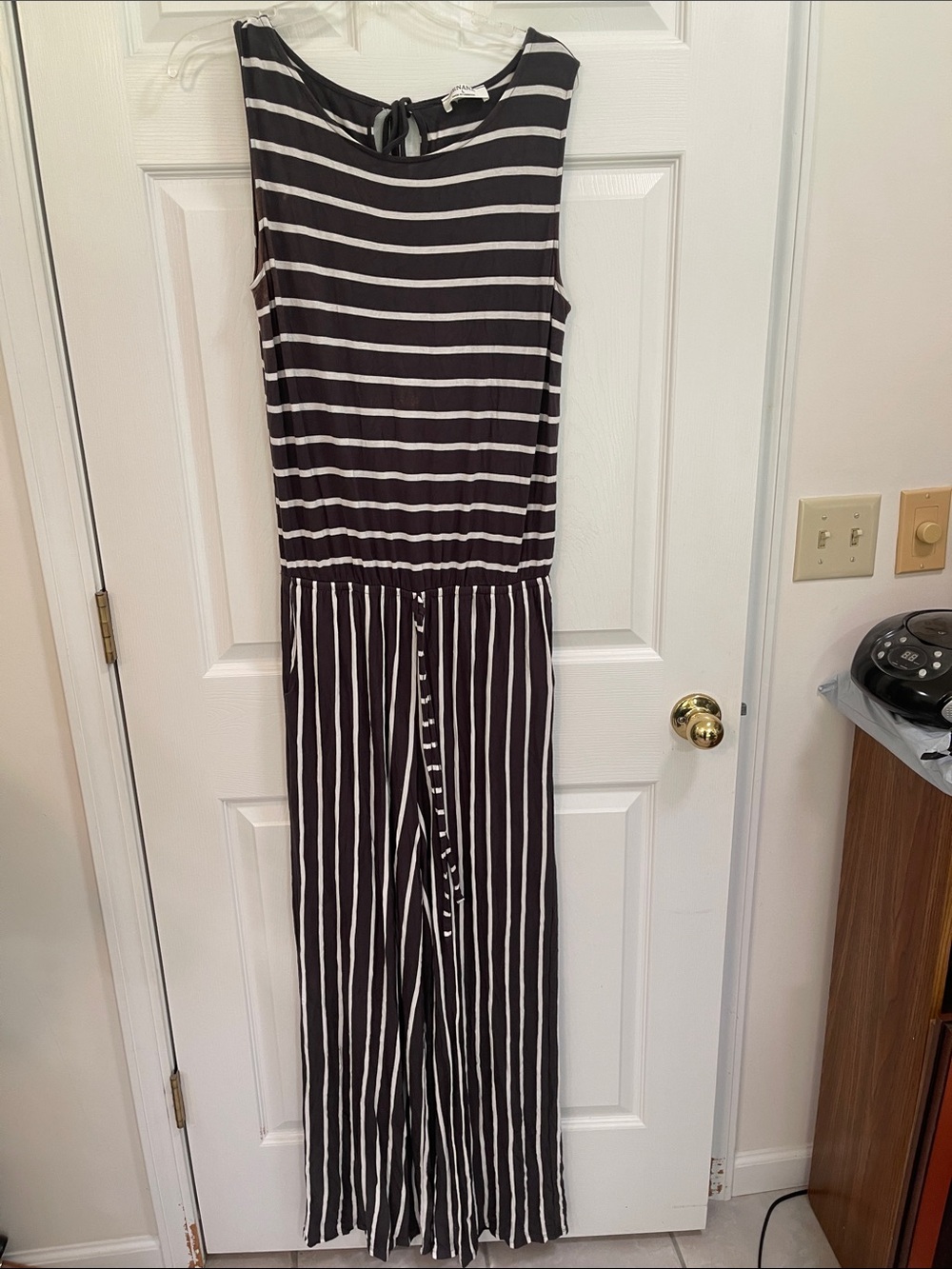 Zenana Outfitters Black & White Striped Sleeveless Jumpsuit SZ L